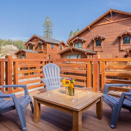 Villa Mountainside 4